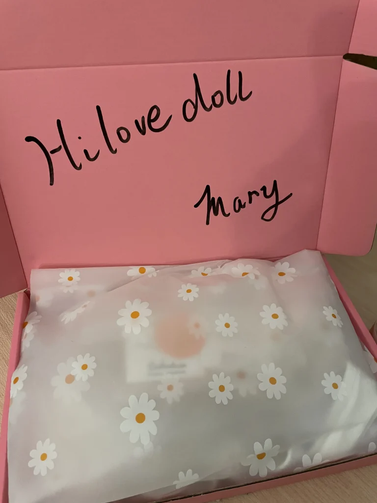 Hilovedoll gifts