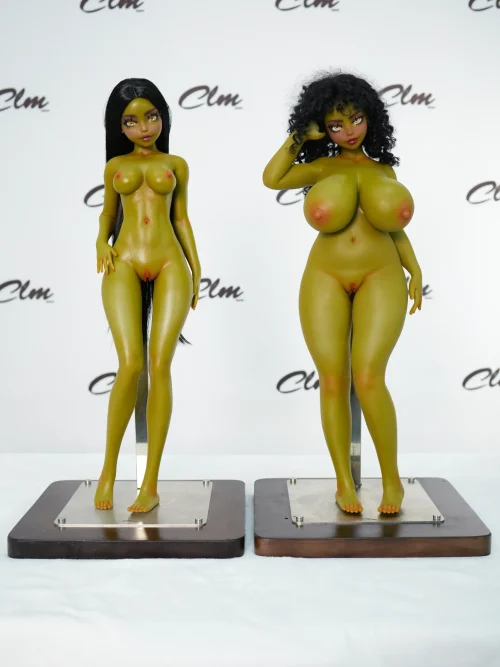 Factory-Photo-Si60cm XL+Si60cm X-Hani(Olive) in HIlovedoll